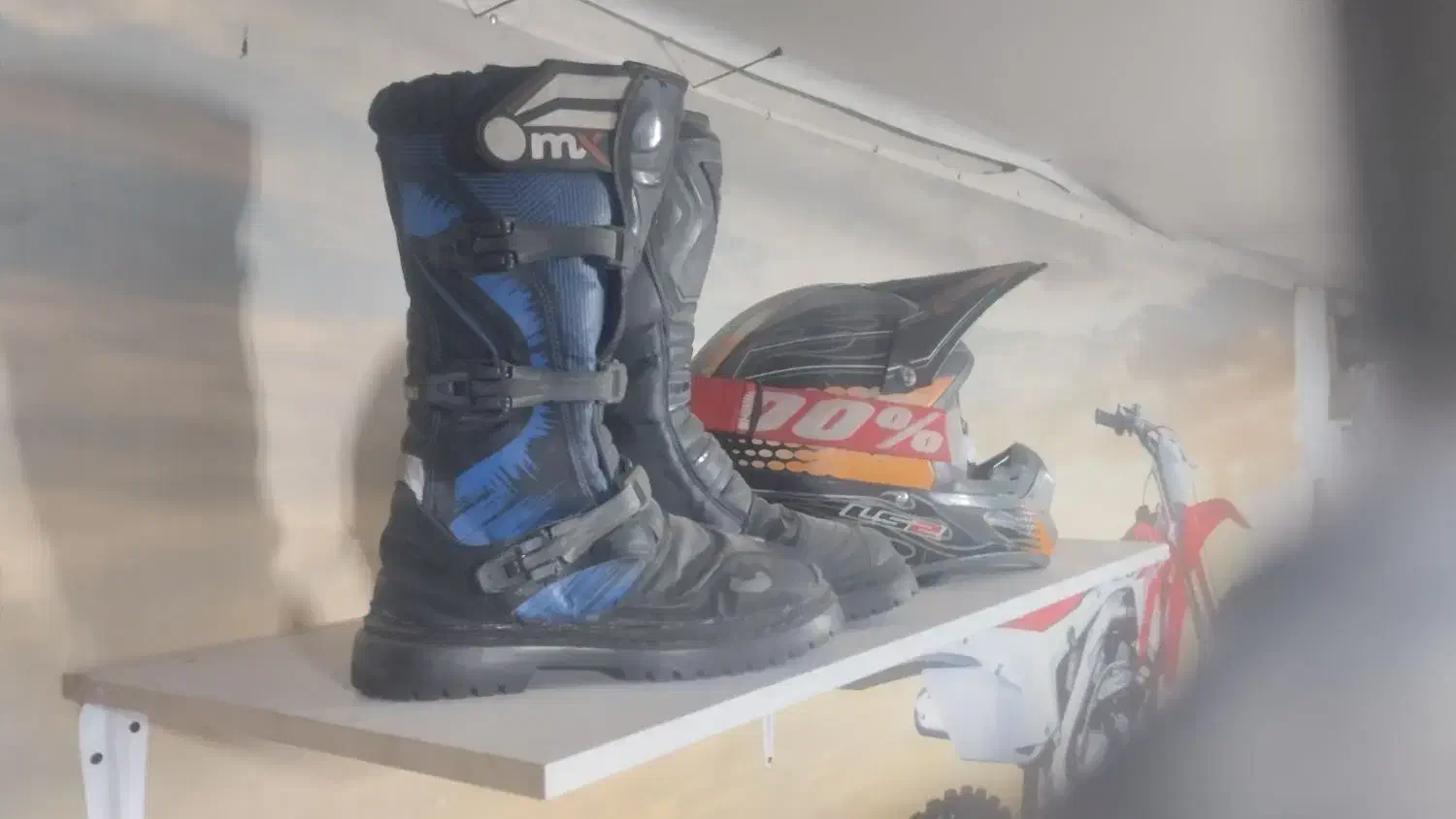 کلاه کراسی با بوت کراسی|تجهیزات ورزشی|گناباد, |دیوار