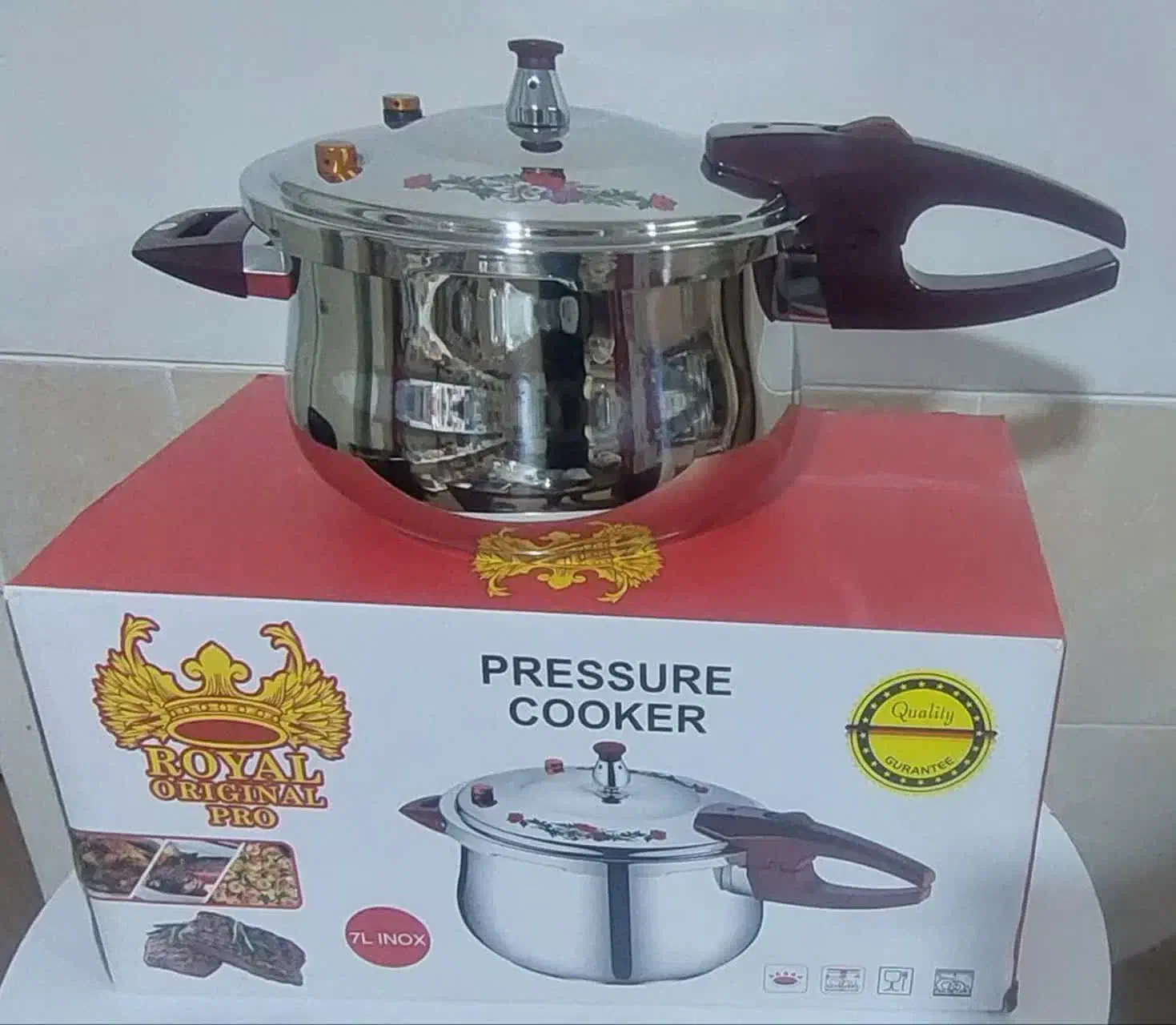 زودپز|ظروف پخت‌وپز|یزد, |دیوار