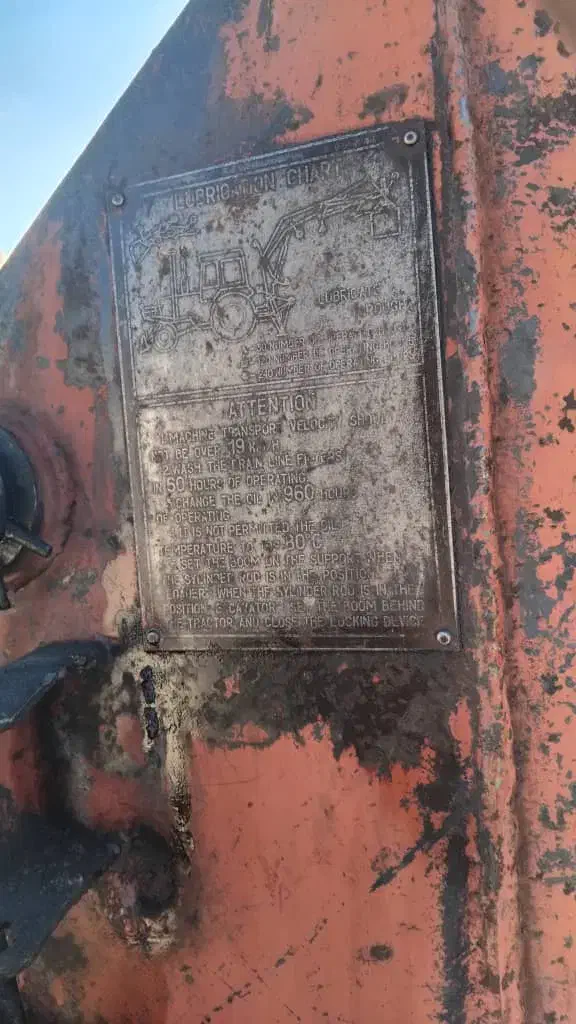 تراکتور رومانی بیل اطلس|خودرو سنگین|مرودشت, نقش رستم|دیوار