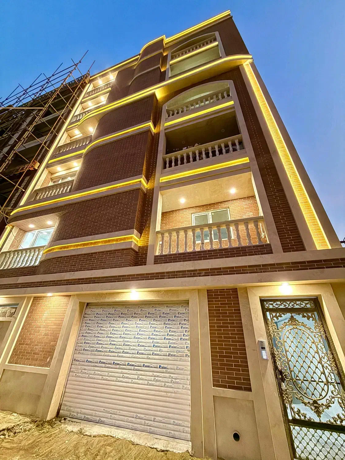 وقار و کیفیت در 110متر واحدی خاص با برند ممتاز|فروش آپارتمان|چابهار, |دیوار