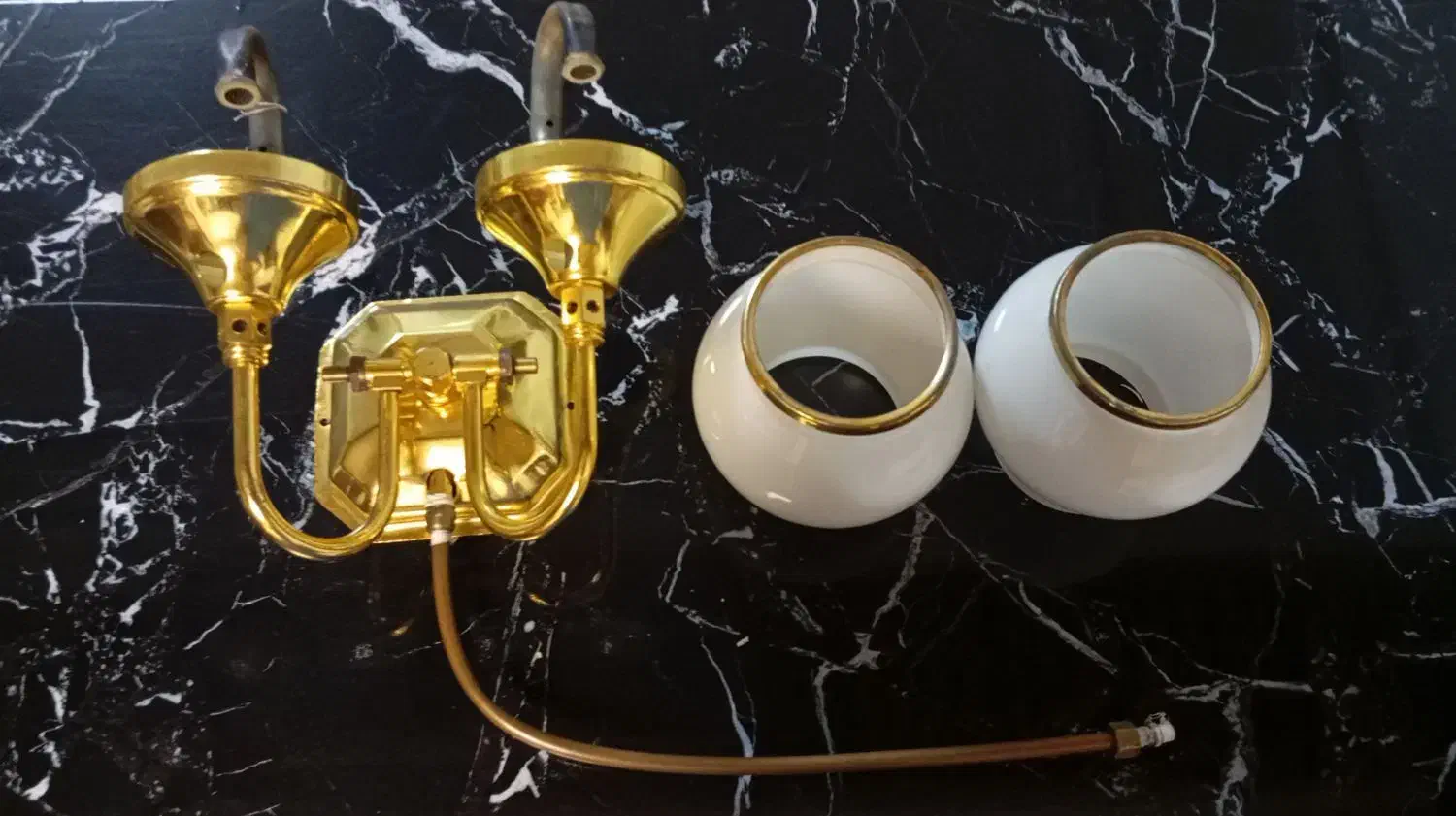 روشنایی|چراغ خواب و آباژور|خرمآباد, |دیوار