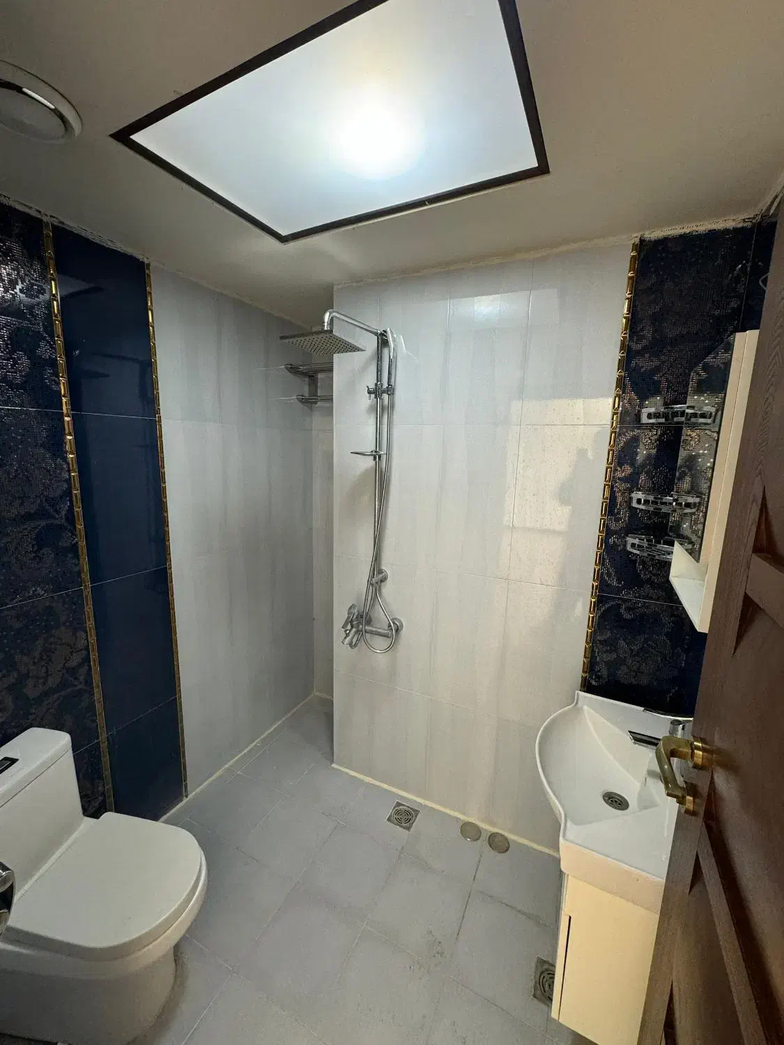 ۲۰۰ متر تاپ لوکیشن/دید مشجر*فول امکانات