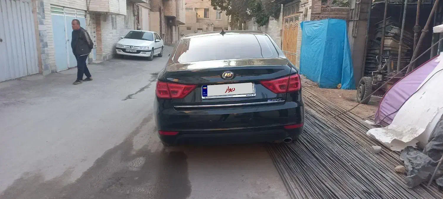 لیفان ۸۲۰|خودرو سواری و وانت|خرم‌آباد, |دیوار