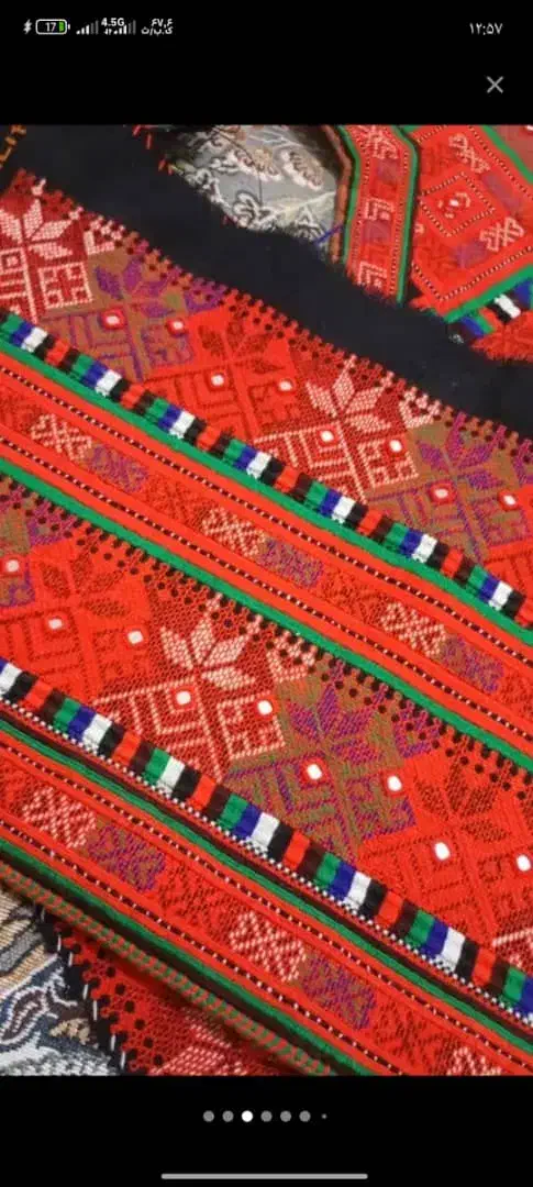 زی استین جوکی|لباس|خاش, |دیوار