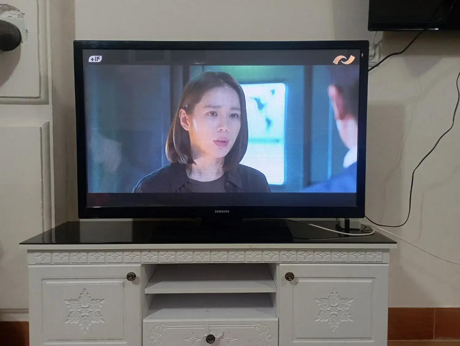 تلویزیون سامسونگ ۴۰ اینچ ال سی دی|تلویزیون و پروژکتور|تربتحیدریه, قائم|دیوار