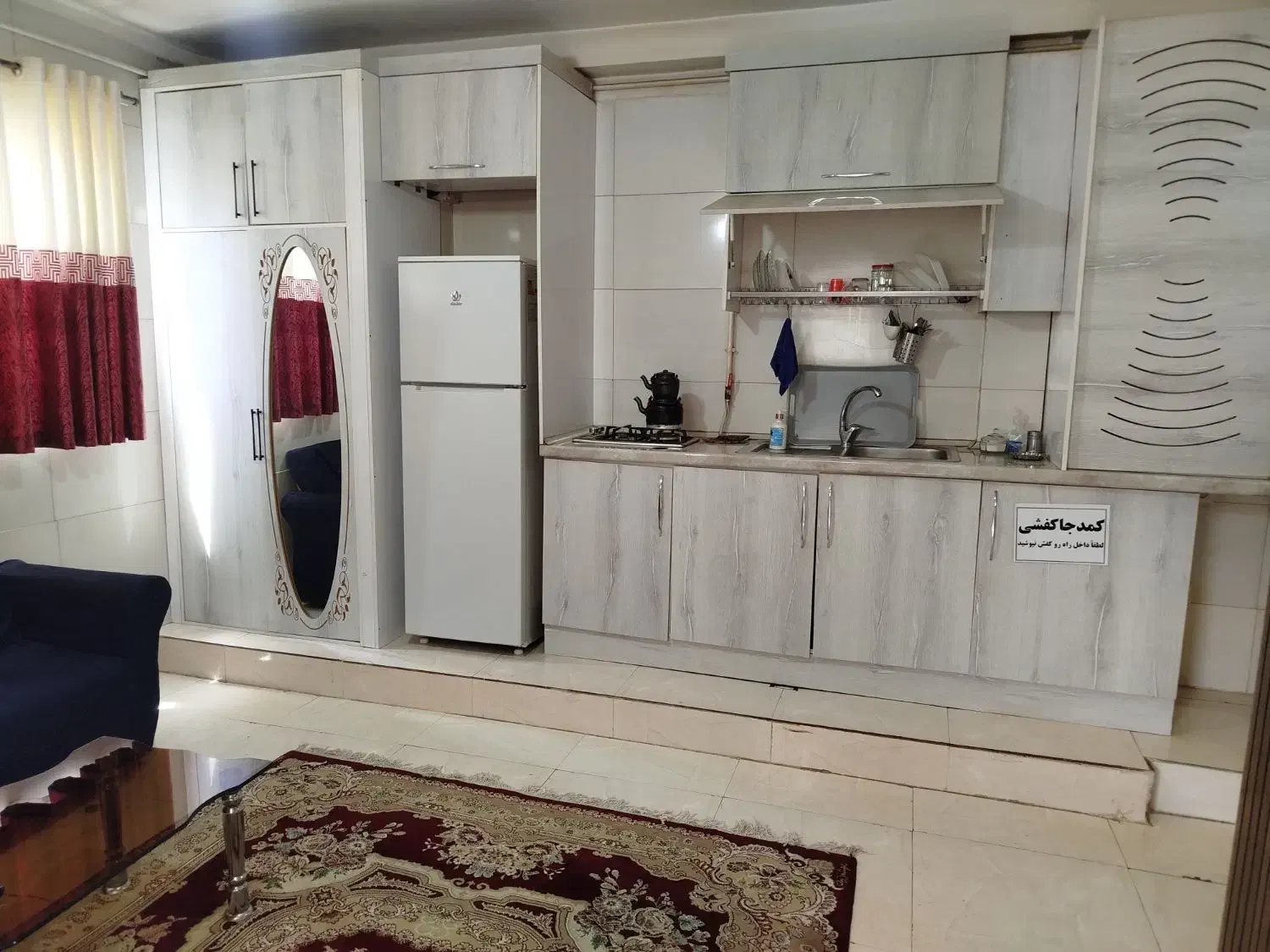 سویت مرکز شهر دسترسی آسان به پارکینگ و بازار اصلی|اجارهٔ کوتاهمدت آپارتمان و سوئیت|سنندج, |دیوار