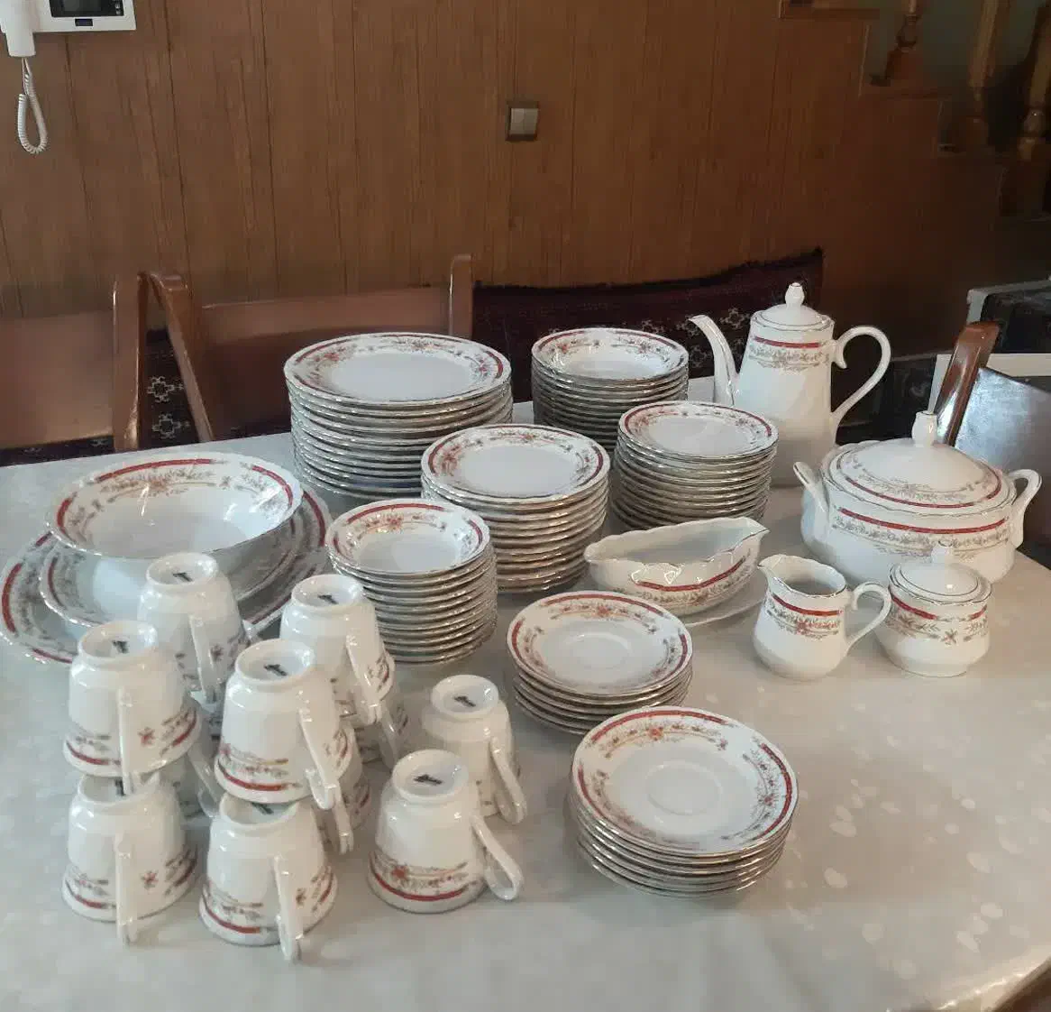 سرویس چینی ۱۲ نفره ژاپنی دلوکس|ظروف سرو و پذیرایی|مشهد, بهارستان|دیوار