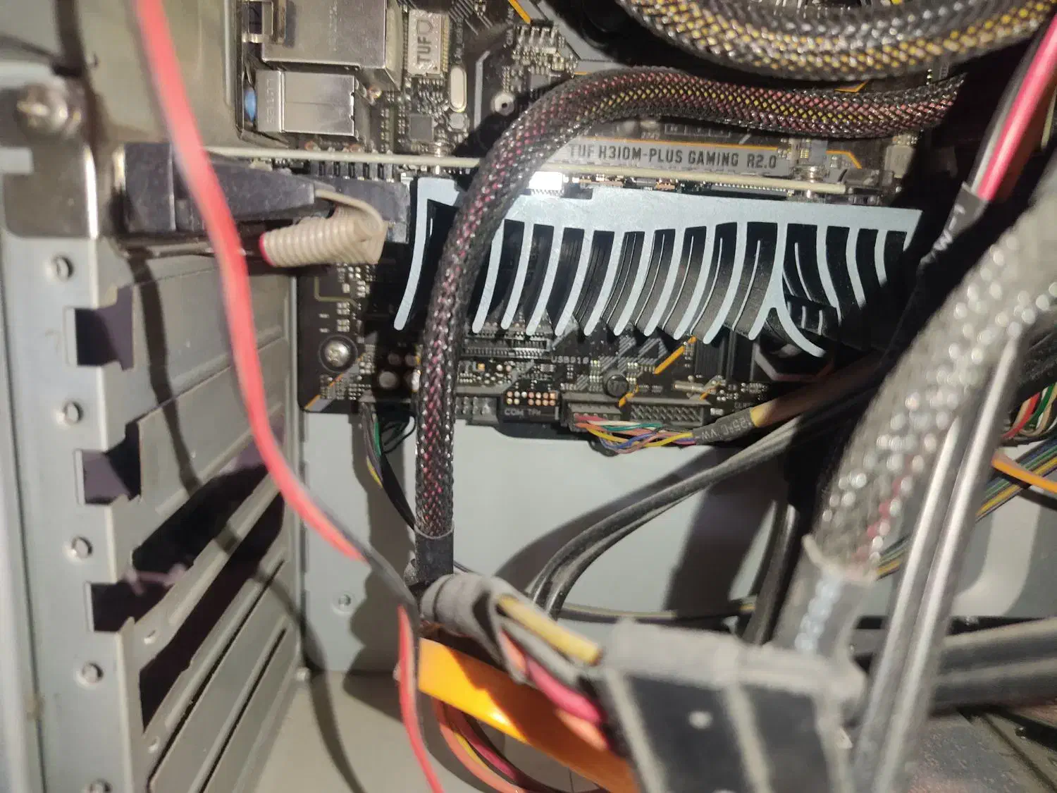 کارت گرافیک gt 710 2GD5 بدون کارتن قیمت توافقی|قطعات و لوازم جانبی رایانه|کلاله, |دیوار