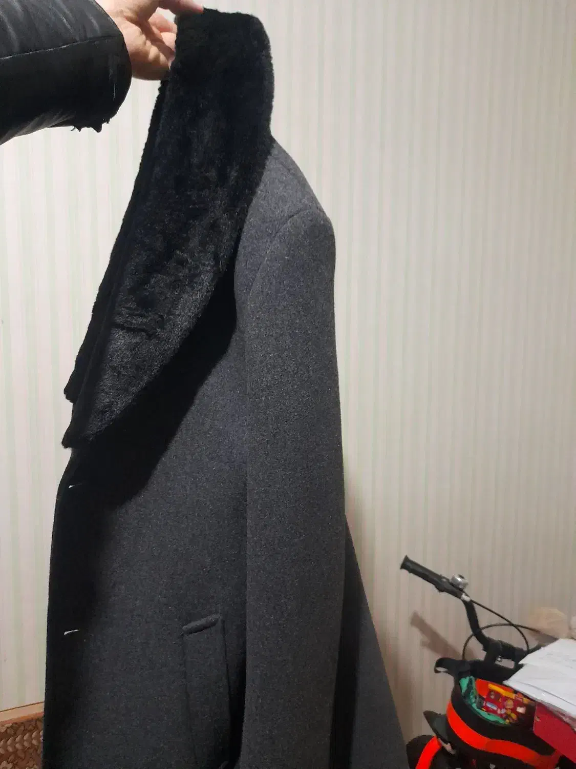 پالتو|لباس|پاکدشت, پاکدشت (مامازند)|دیوار