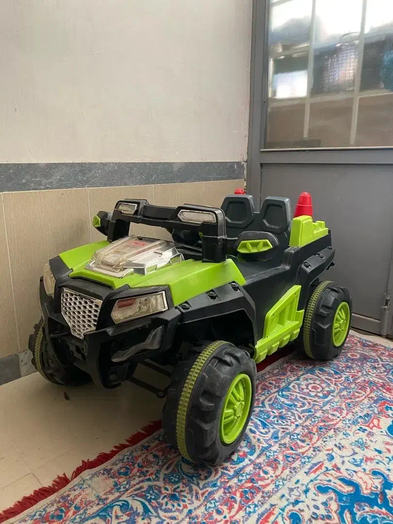 ماشین شارژی|اسباب‌بازی بچه|بوکان, |دیوار