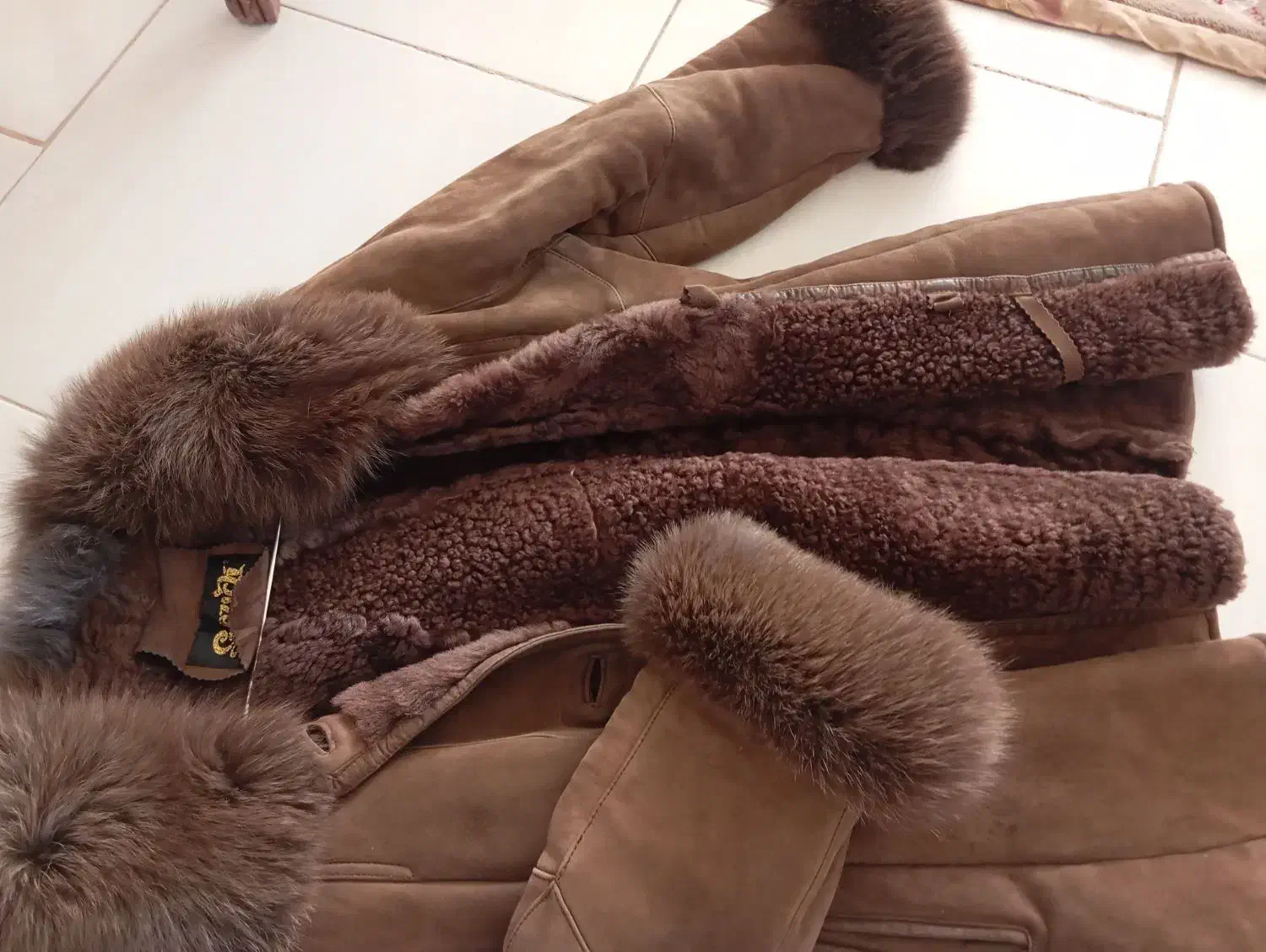 پالتو خز ضخیم|لباس|بیرجند, |دیوار