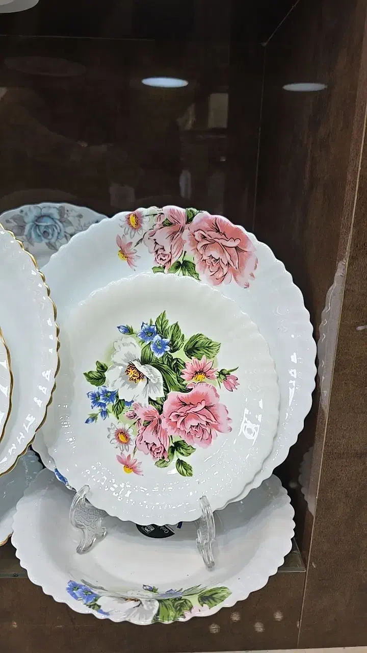 ۴طرح آرکوپال ۲۵ پارچه زیبا گلدن اوپال|ظروف سرو و پذیرایی|تهران, شوش (باغ آذری)|دیوار