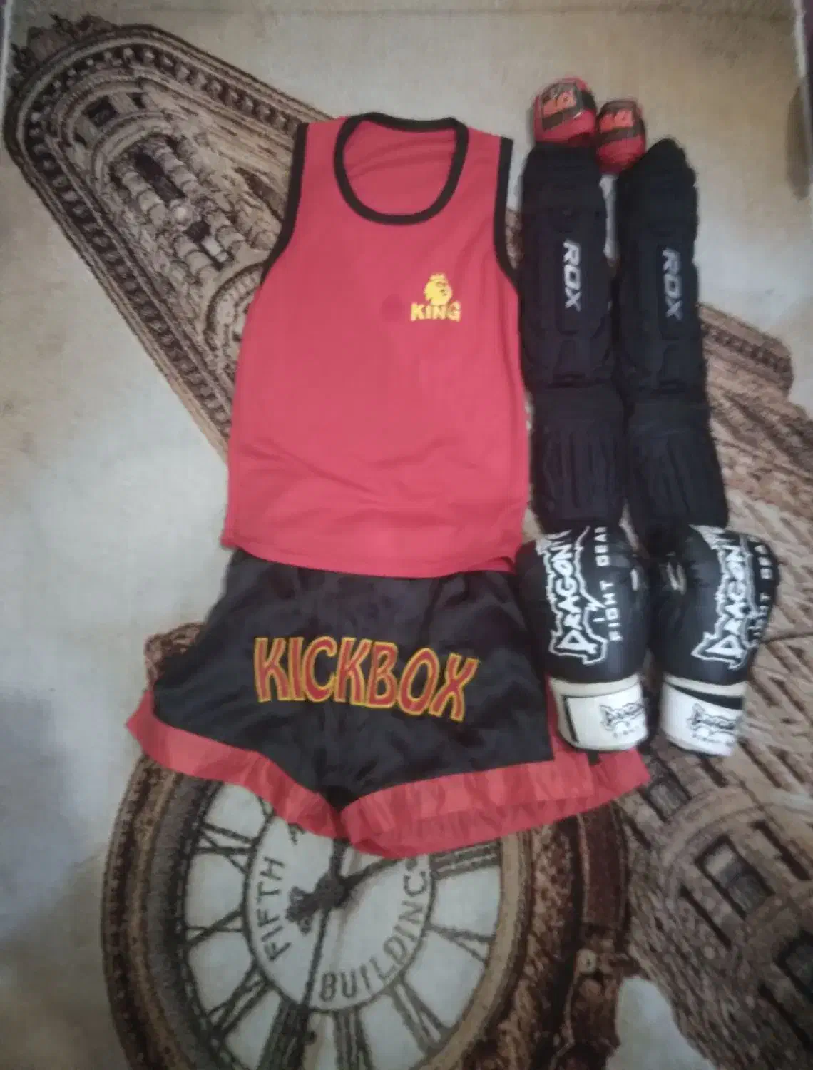 لباس بوکس|لباس|پاکدشت, پاکدشت (مامازند)|دیوار