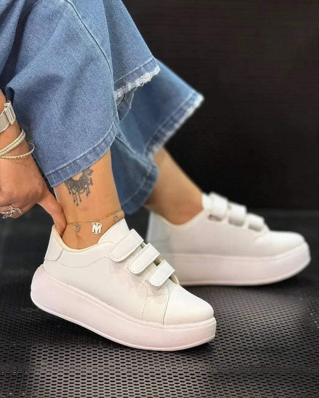 کفش|کیف، کفش، کمربند|اهواز, عامری|دیوار