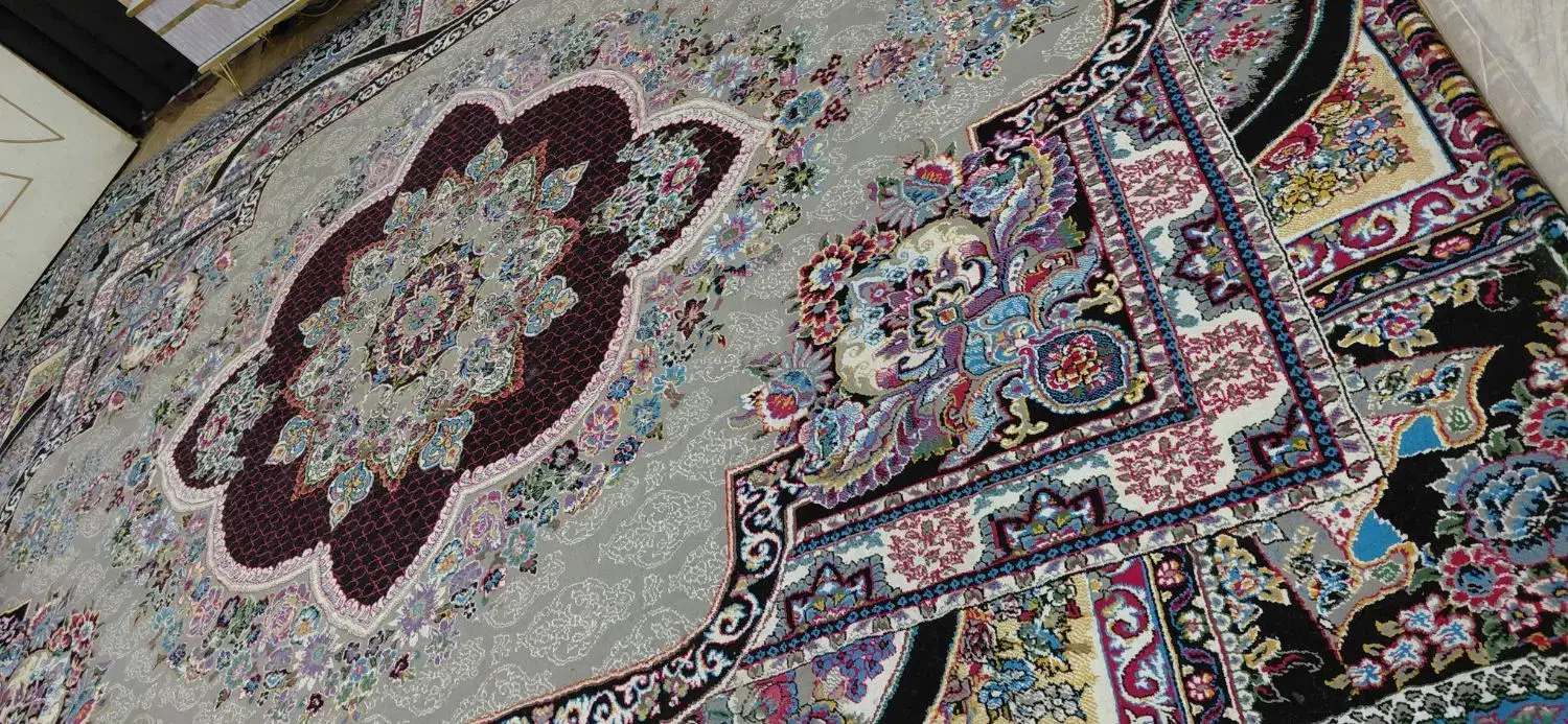 ۹ متری ‌ و ۱۲ متری|فرش|قم, نیروگاه|دیوار