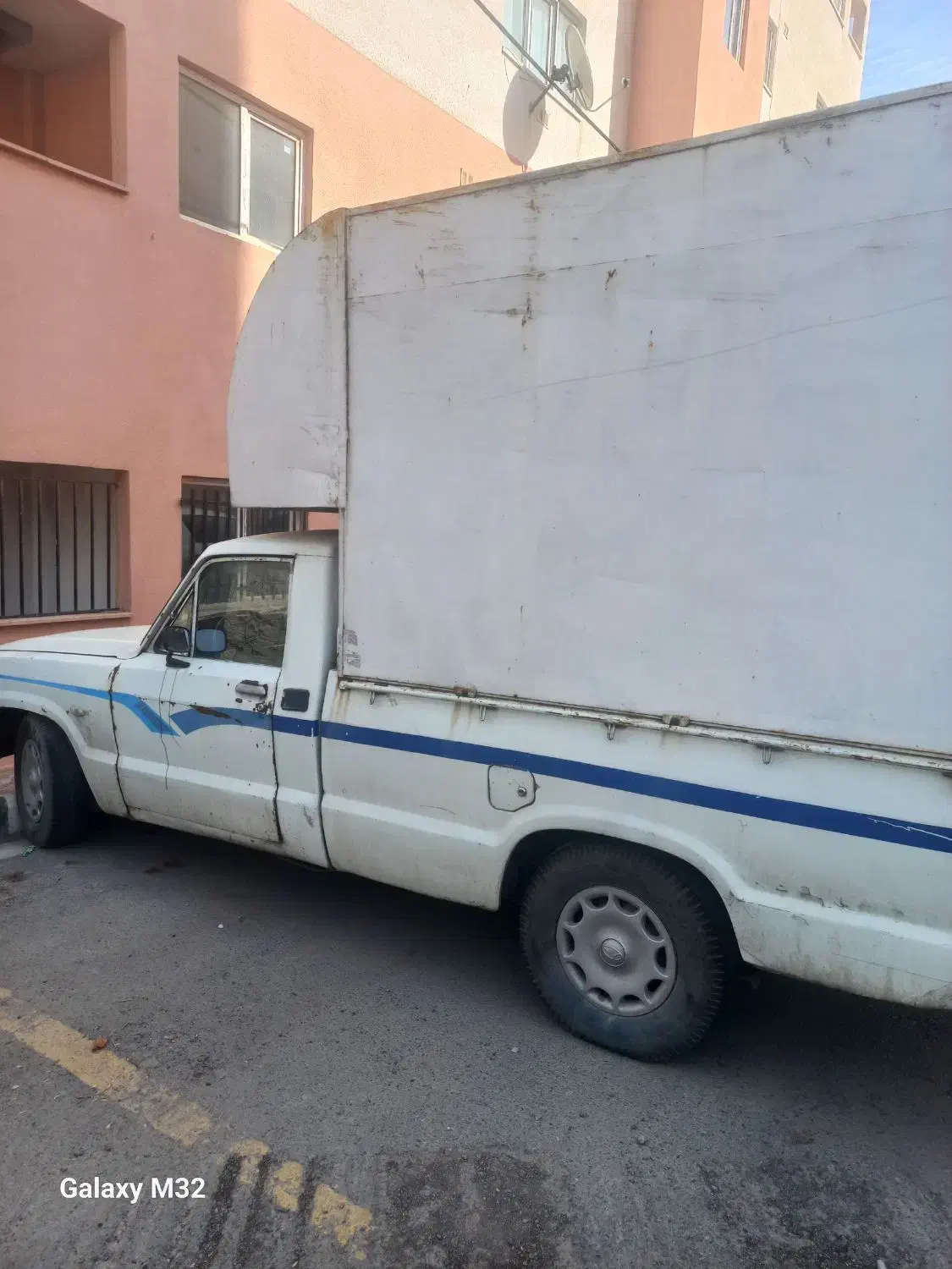 مزدا ۱۶۰۰|خودرو سواری و وانت|پرند, فاز ۴|دیوار