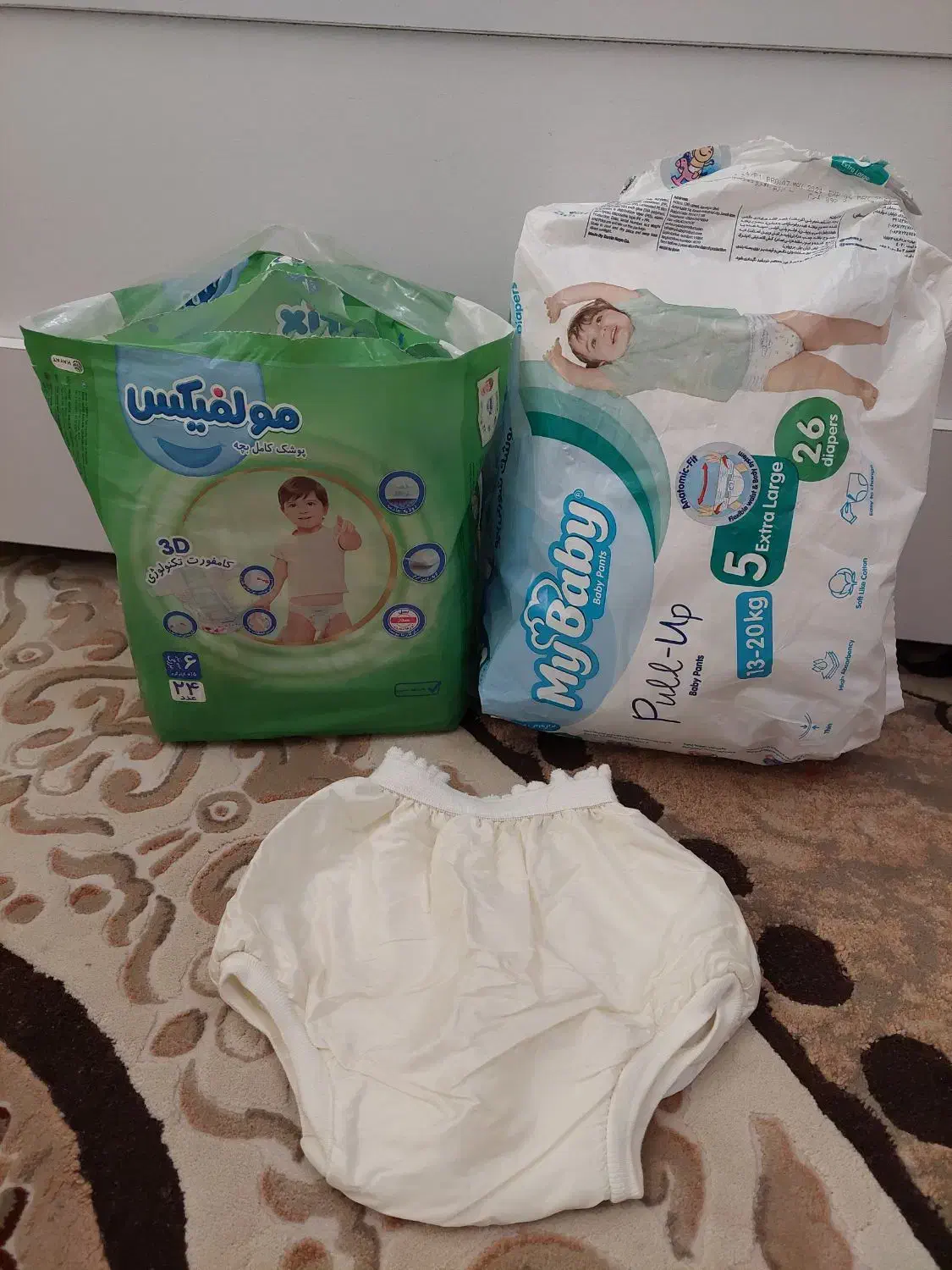 دوعدد کیف ورنی|کیف، کفش، کمربند|اراک, |دیوار