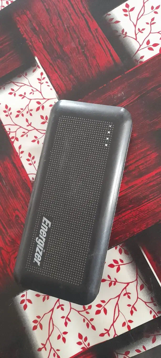 پاوربانک ۱۰۰۰۰ میلی امپر energizer|لوازم جانبی موبایل و تبلت|یزد, |دیوار