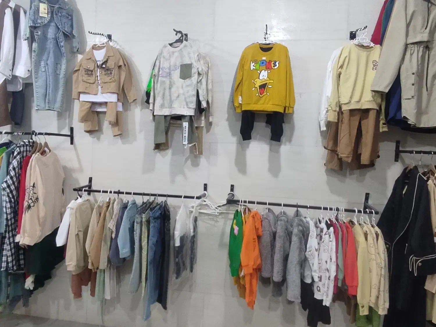 تخلیه فوری لباس های مغازه|لباس|قیدار, |دیوار