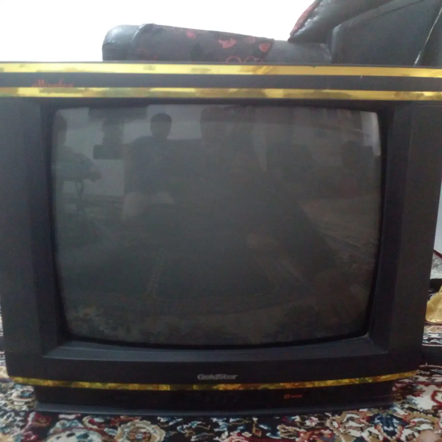 تلویزیون سالم|تلویزیون و پروژکتور|نیشابور, خط کاشمر|دیوار