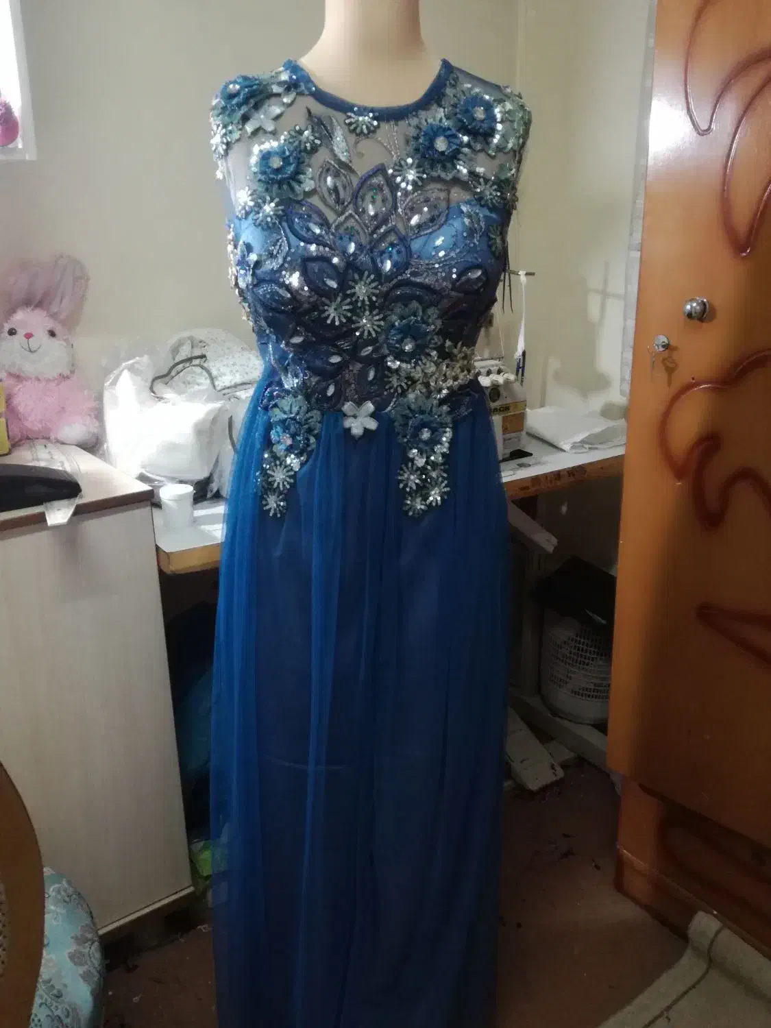 خیاطی|لباس|شیراز, شاه قلی بیگی|دیوار