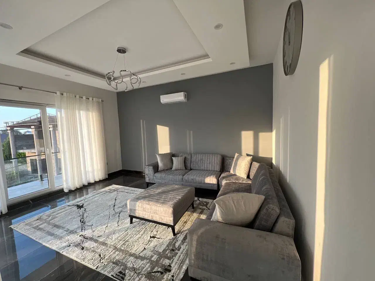 فروش فوری ویلا نمامدرن مخصوص خاص پسندها|فروش خانه و ویلا|امامزاده عبدالله, |دیوار