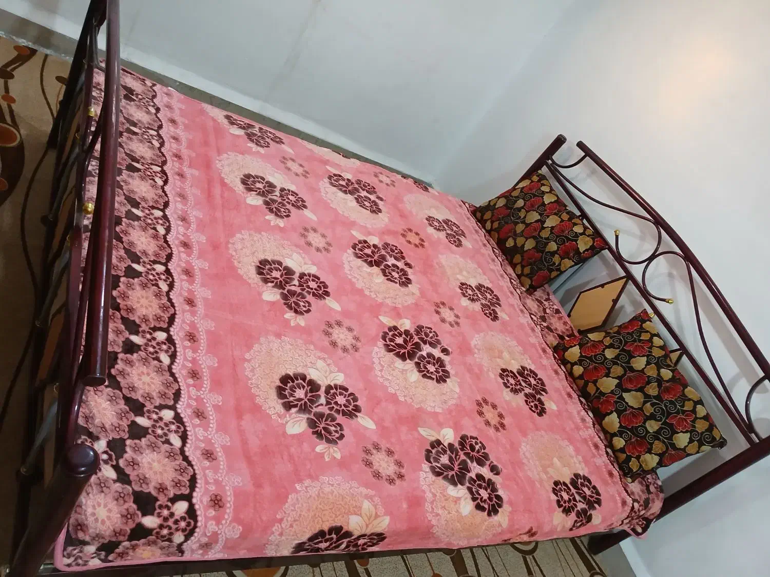 تخت خواب فلزی|تخت و سرویس خواب|اهواز, اسماعیلیه|دیوار