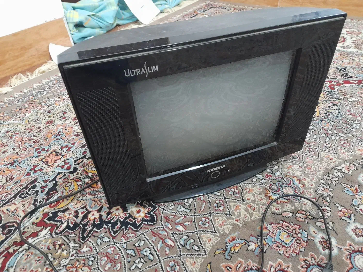 تلوزیون ۱۴ اینچ|تلویزیون و پروژکتور|گرگان, |دیوار