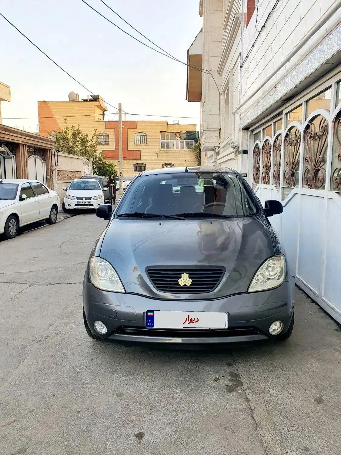 تیبا ۲مدل ۹۶|خودرو سواری و وانت|شیراز, فرودگاه شهید دستغیب شیراز|دیوار