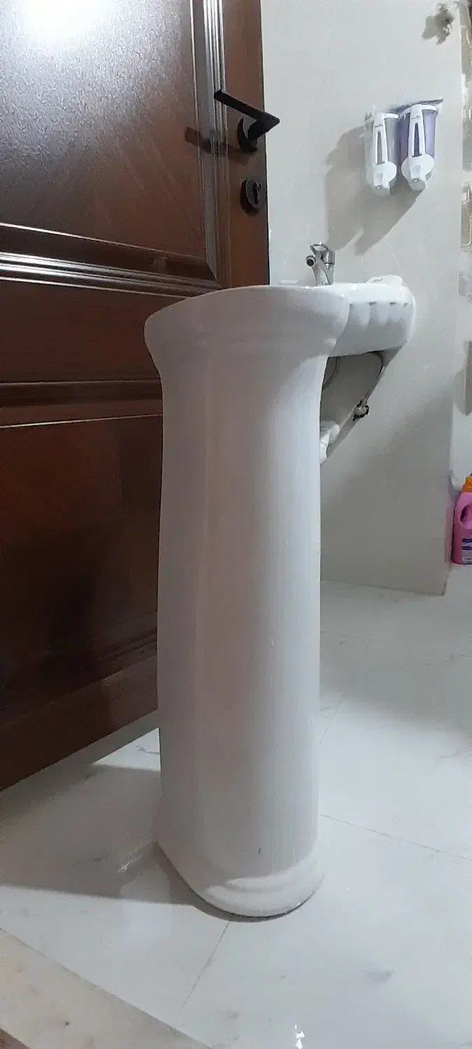 پایه روشویی چینی کرد نو|لوازم سرویس بهداشتی|تبریز, |دیوار