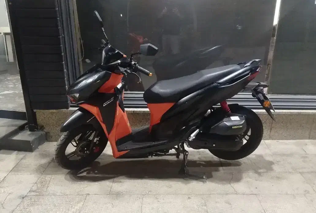 کلیک مدل 1401|موتورسیکلت|نجفآباد, سعدی|دیوار