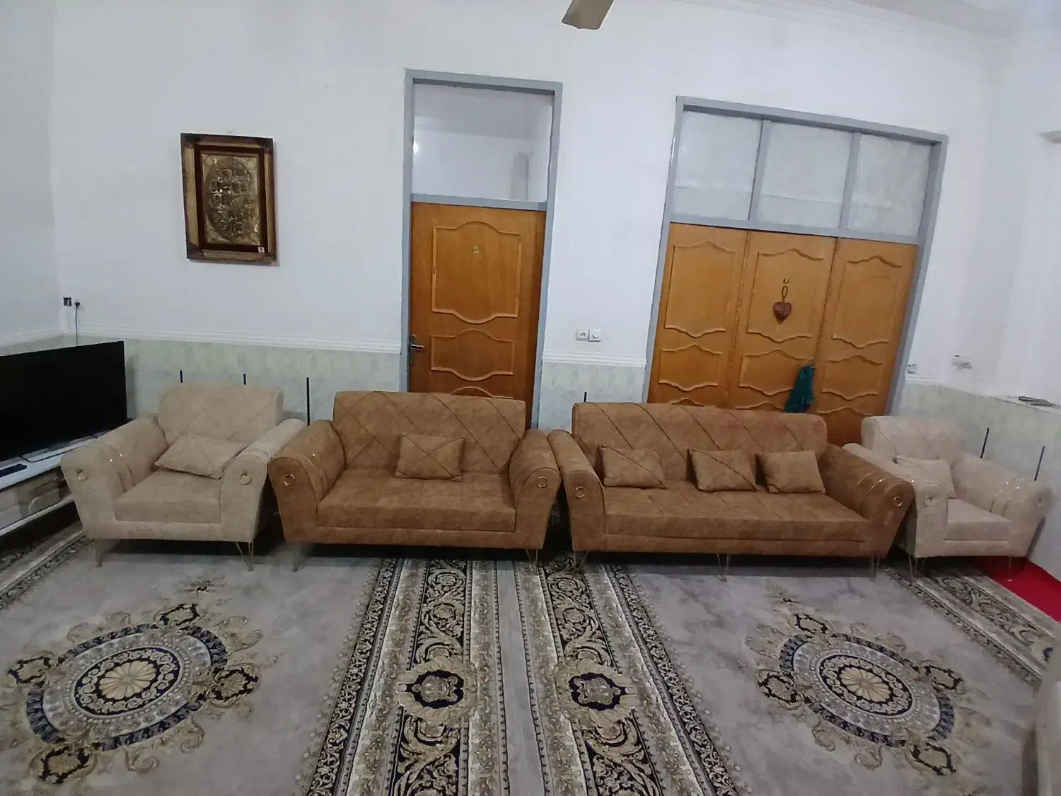 مبل های راحتی ۷نفره برند سمساری کوهکن|مبلمان خانگی و میز عسلی|زابل, |دیوار