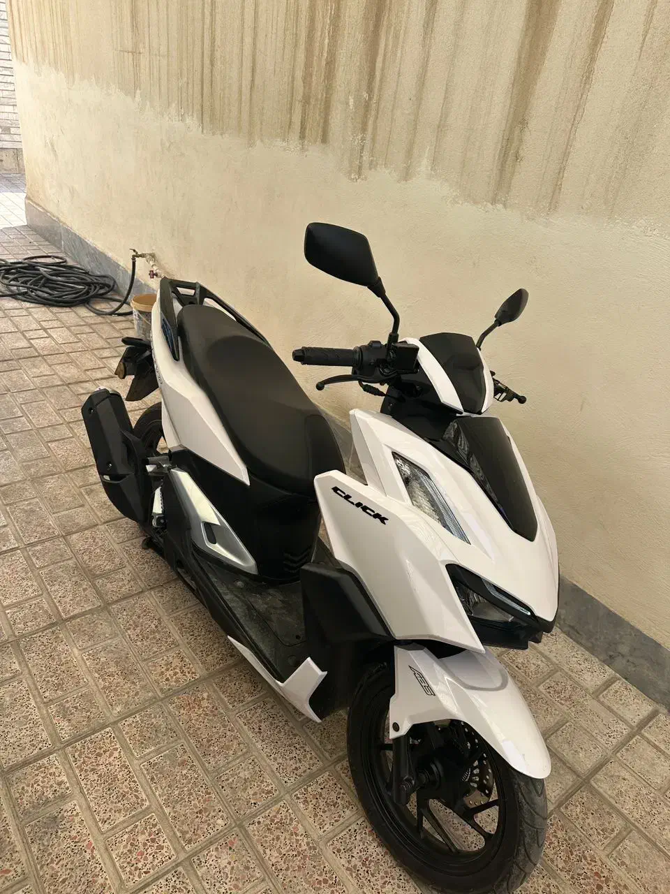 طرح کلیک واریو 170 نیو فیس|موتورسیکلت|اندیشه, اندیشه فاز ۱|دیوار