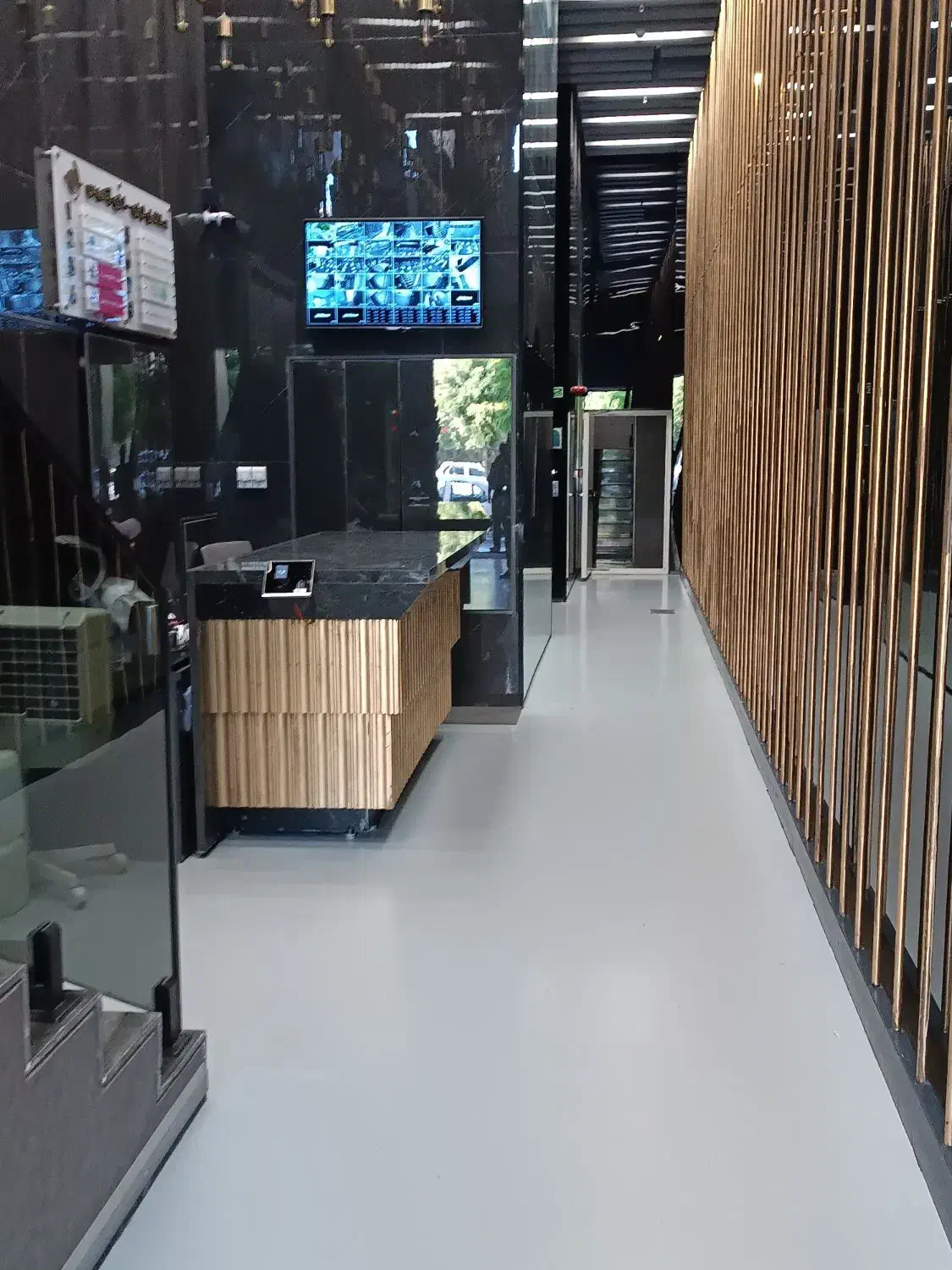 مستغلات نوساز مدرن۱۰۰۰متر سنداداری فلت بر اصلی سرو|فروش دفتر کار، اتاق اداری، مطب|تهران, سعادت‌آباد|دیوار