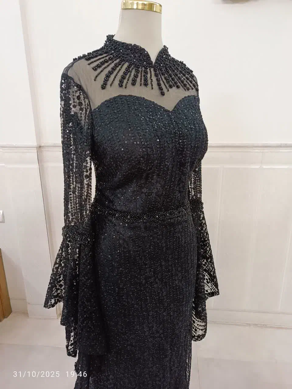 ورق بزنید لباسها نو و درحد نو|لباس|قم, یزدان‌شهر|دیوار