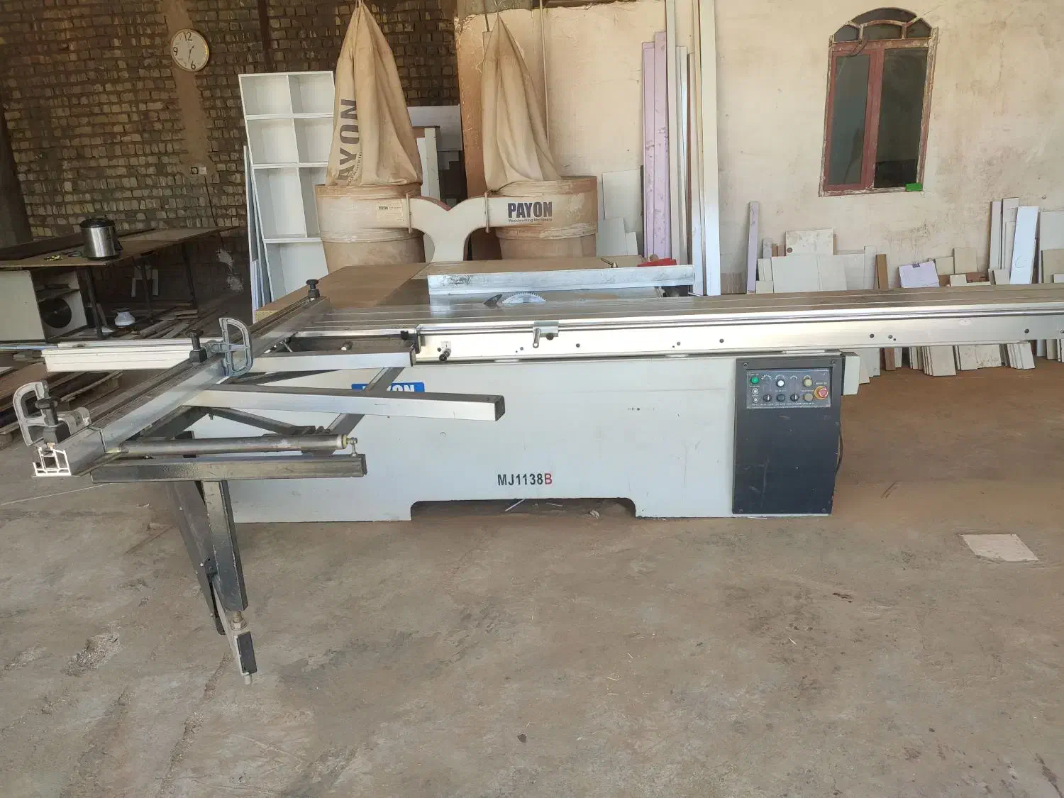 دورکن لبه چسبان مکنده پمپ باد کابل تابلو برق|ماشینآلات صنعتی|قم, بیست متری ولیعصر|دیوار