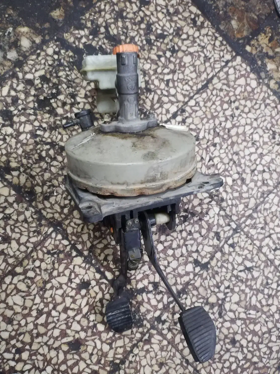 پنپ و پوستر سالم به شرط و کتبی|قطعات یدکی و لوازم جانبی|قم, باسکول|دیوار