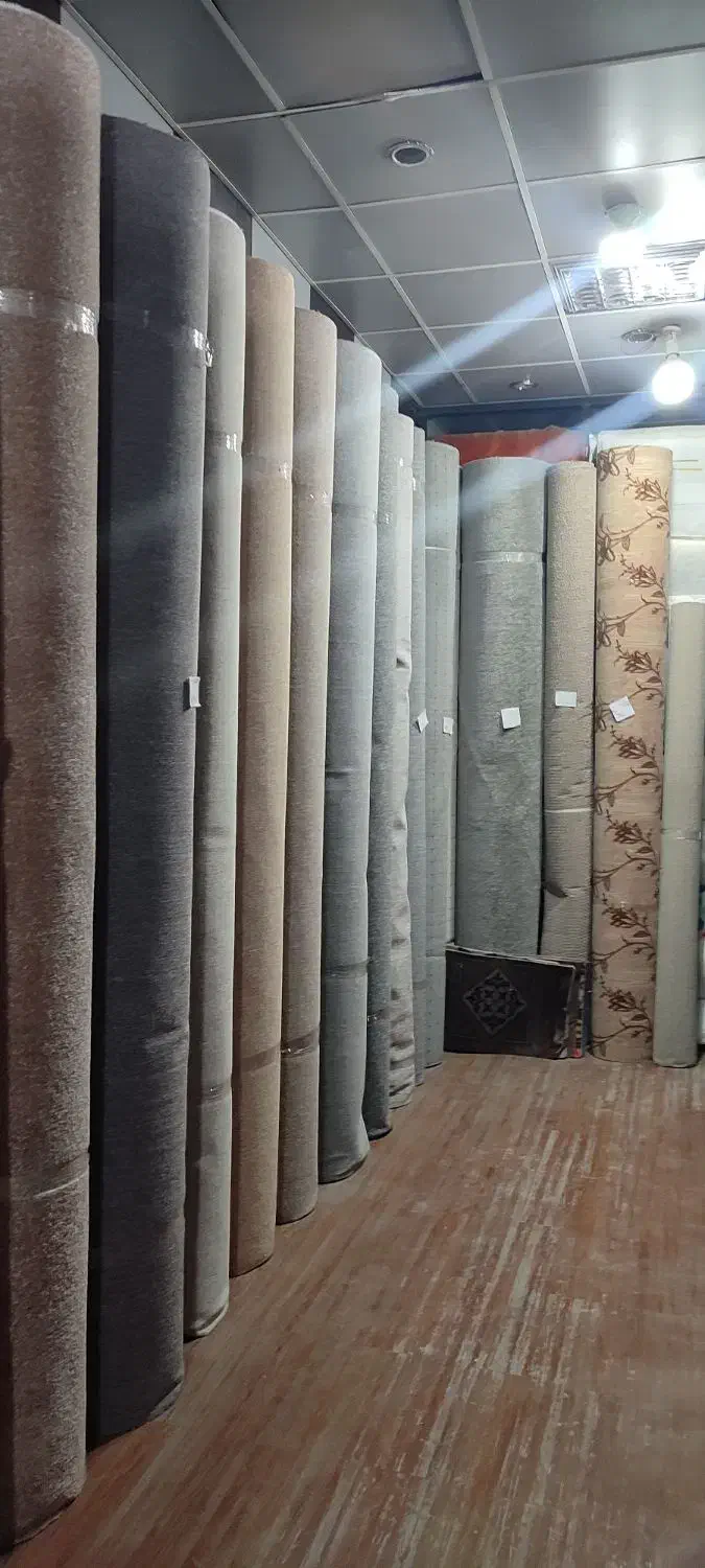 نیازمند همکاراقا در موکت فروشی|استخدام خدمات فروشگاه و رستوران|ایلام, |دیوار