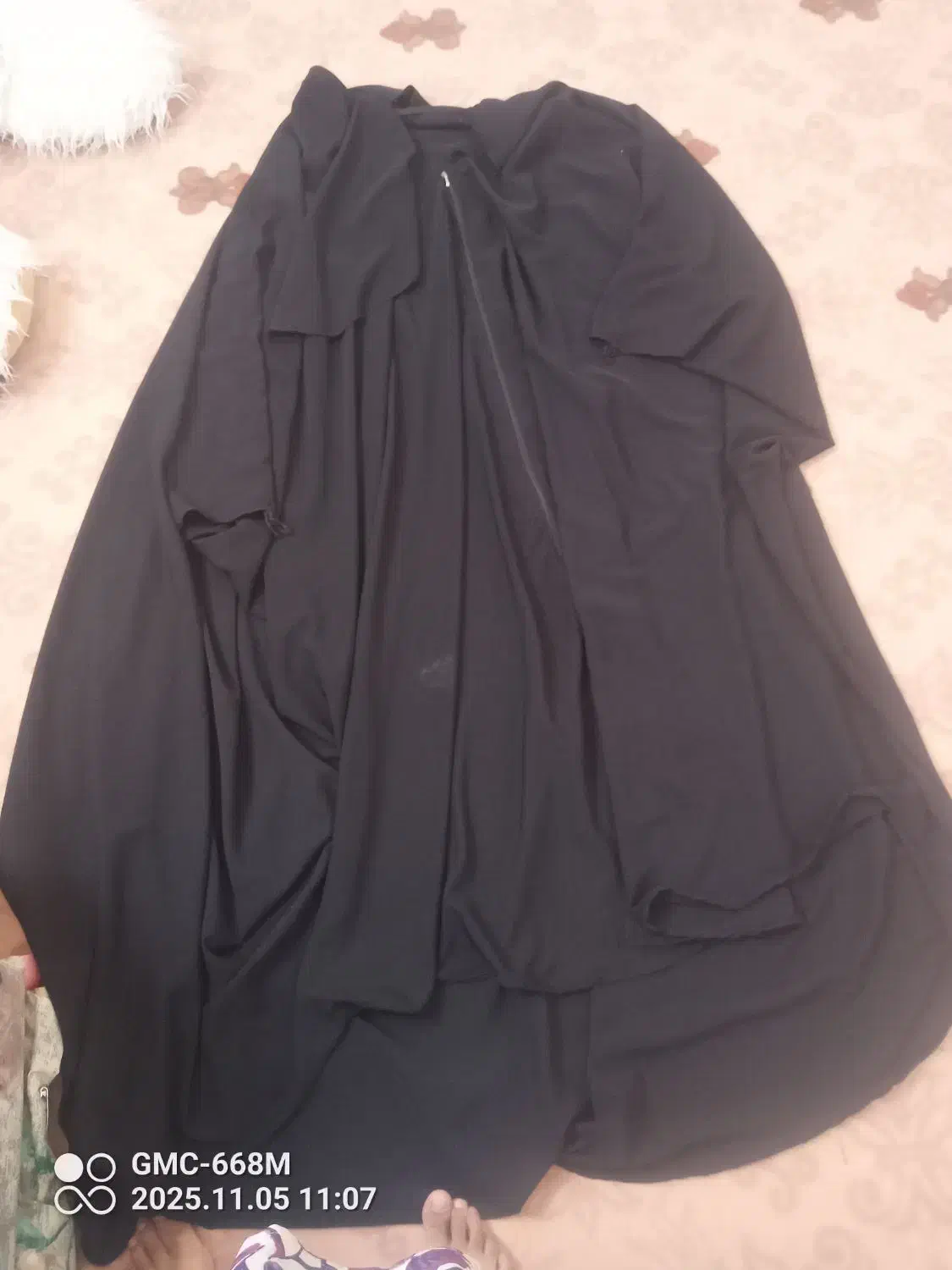 چادر مشکی|لباس|اسماعیلی, |دیوار