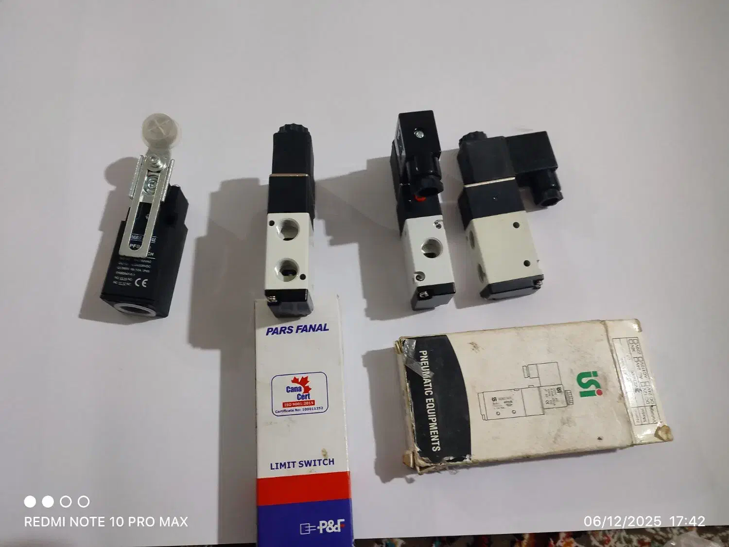 میکروسویچ اسانسور وشیربرقی قطع کن پنو ماتیک بادی|ابزارآلات|پیرانشهر, |دیوار