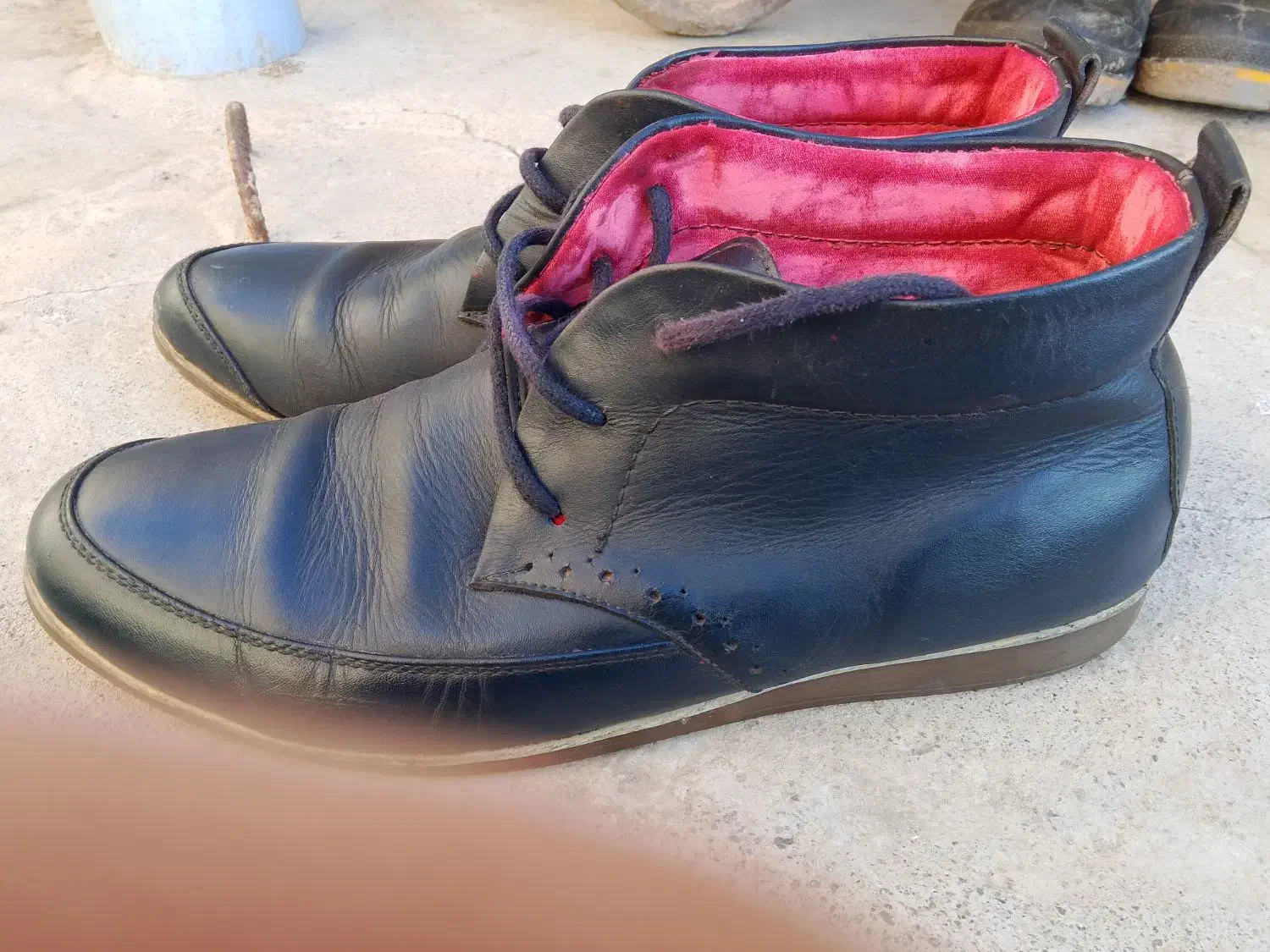 کفش|کیف، کفش، کمربند|مشگین شهر, |دیوار