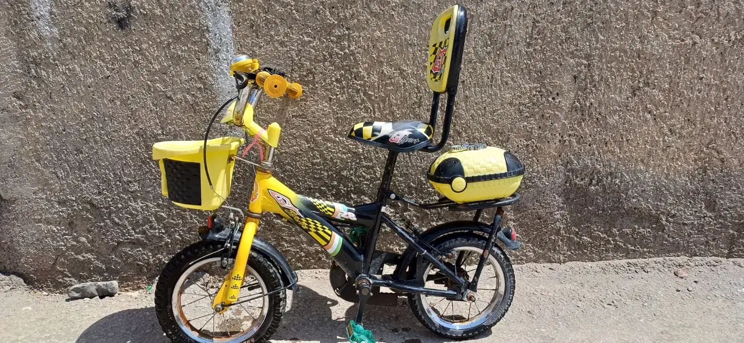 دوچرخه 12دخترانه|دوچرخه، اسکیت، اسکوتر|نیشابور, شهید بهشتی|دیوار