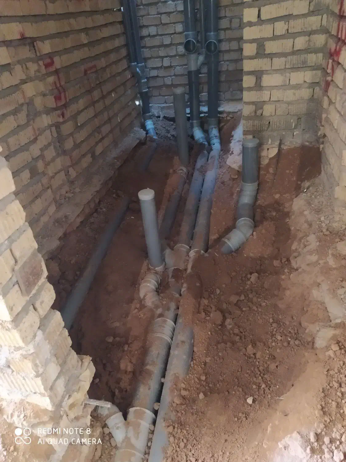 نیازمند نیرو لوله کش آب و فاضلاب برای کار در عراق|استخدام معماری، عمران و ساختمانی|صدرا-فارس, فاز ۱|دیوار