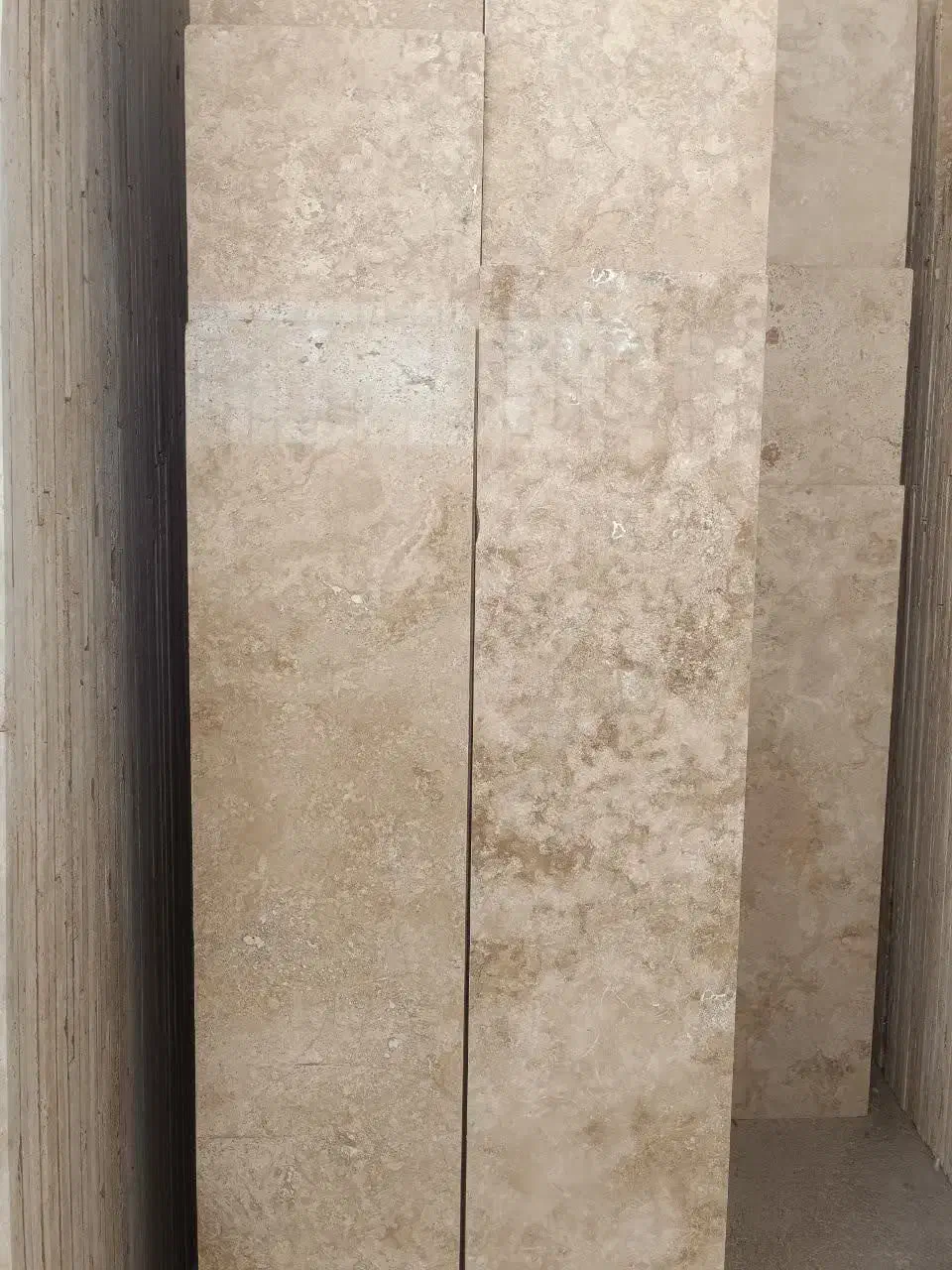 سنگ تراورتن روشن ممتاز به قیمت تولیدی و بدون واسطه|مصالح و تجهیزات ساختمان|قم, پردیسان|دیوار