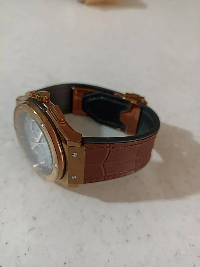 ساعت مردانه هابلوت دو موتوره|ساعت|فردیس, شهرک شهید حسینی|دیوار