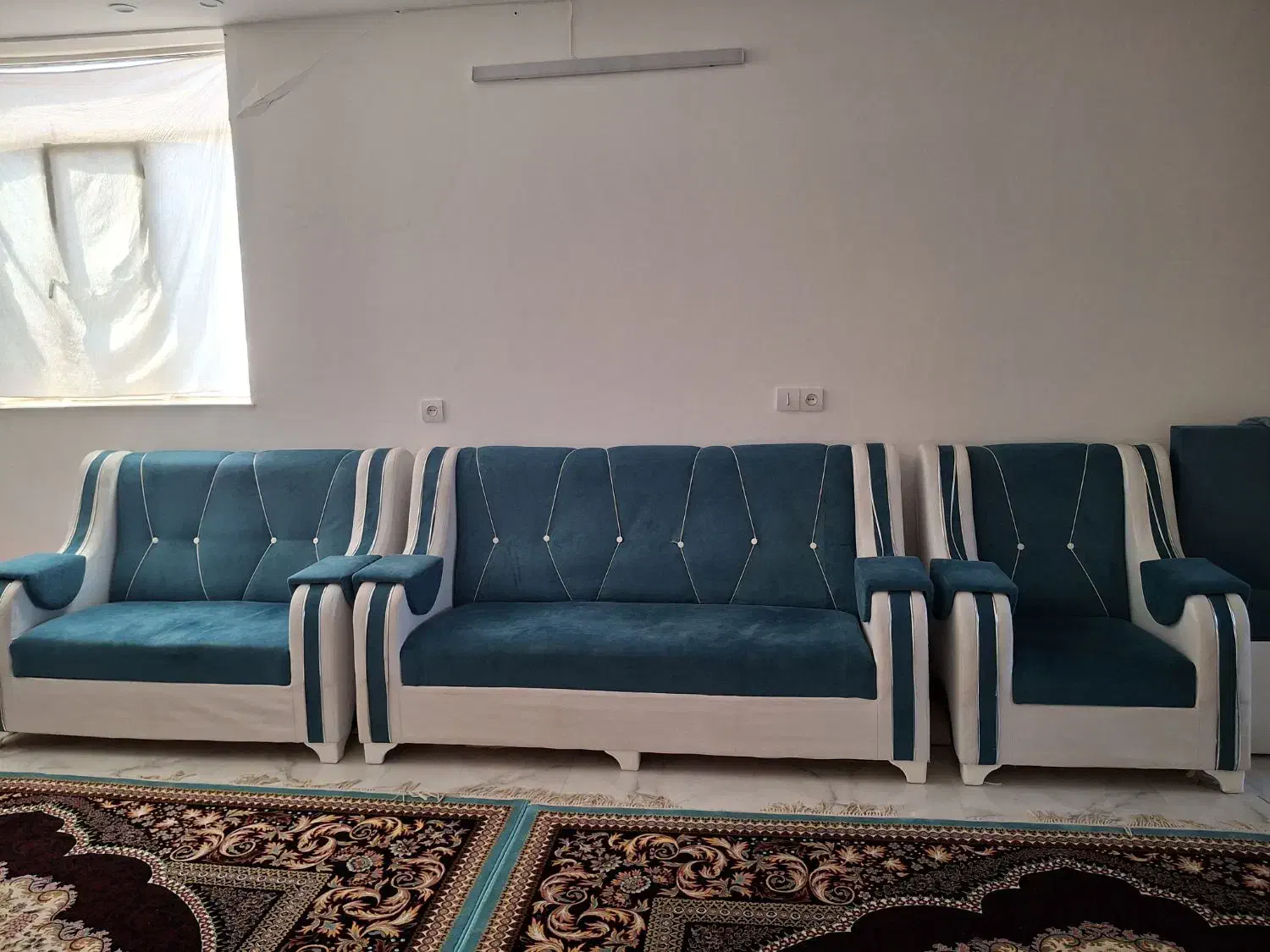 مبل فروشی همراه میزنهارخوری|مبلمان خانگی و میز عسلی|بردسکن, |دیوار