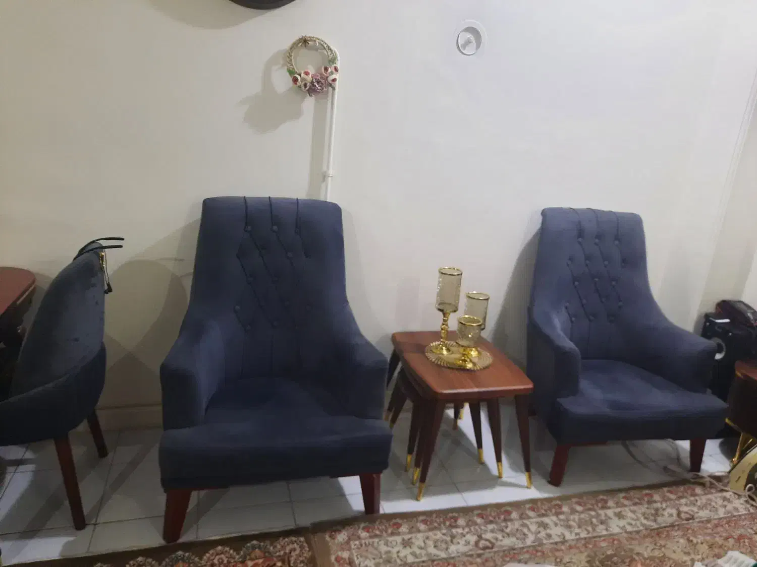 مبلمان ۸ نفره و میز ناهارخوری بسیار سالم و تمیز|مبلمان خانگی و میز عسلی|تهران, ارامنه|دیوار