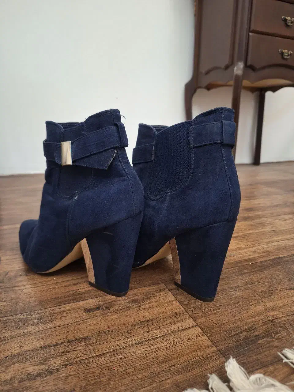 نیم بوت|کیف، کفش، کمربند|کرمانشاه, |دیوار