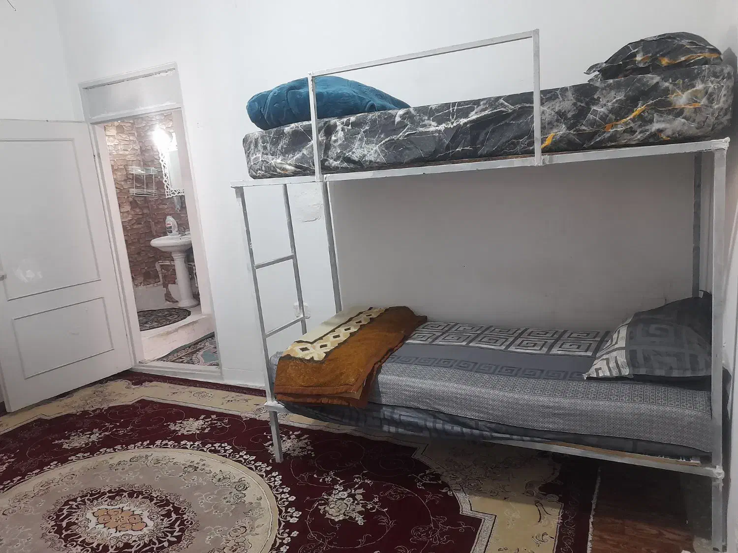 خوابگاه پسرانه (هم خونه نهایت 10 نفر در 150 متر)|اجارهٔ آپارتمان|تهران, سلسبیل جنوبی|دیوار