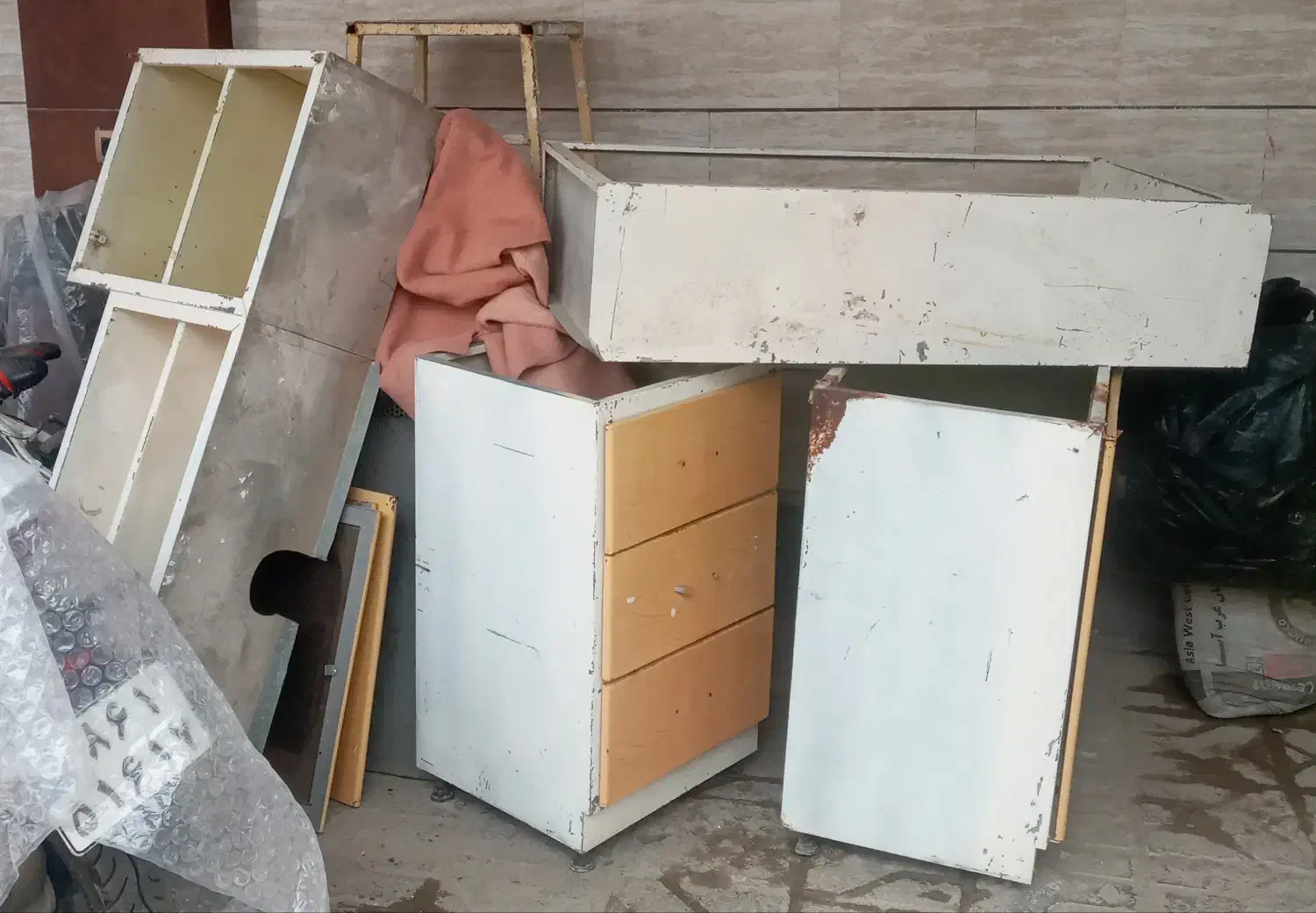 کابینت فلز|آب‌چکان و نظم‌دهنده ظروف|تربت جام, حافظ|دیوار